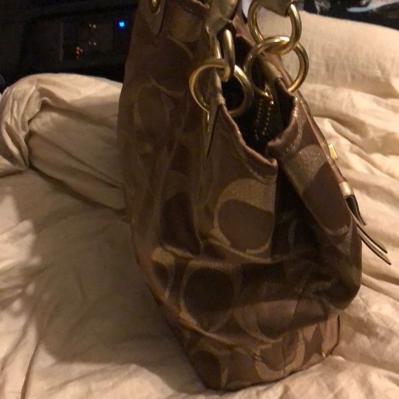 Gold and bronze coach bag - Picture 3 of 5